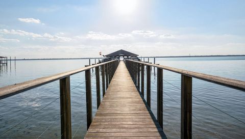 2351 Lakeview Dr Unit 302