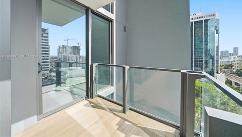 88 Sw 7th St