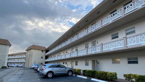 5181 W Oakland Park Blvd