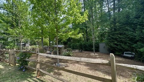 3294 Fox Hunt Trail NW