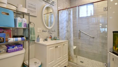 1814 N Sawyer Avenue