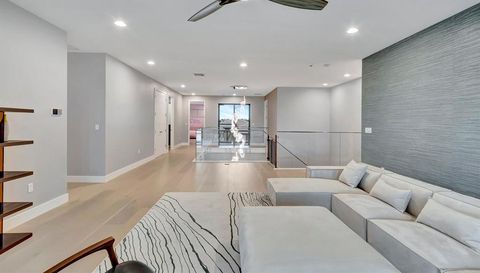 8299 Fishhawk Falls Court