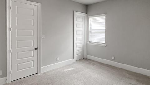 16807 Hemlock Grove Dr