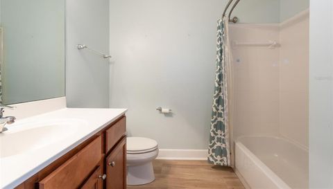 300 BELLA HARBOR COURT