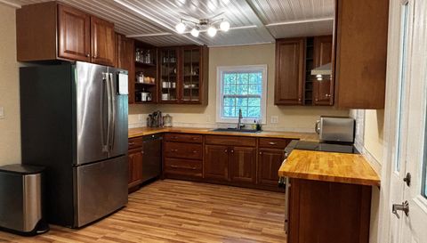 2879 Chandler Creek Rd