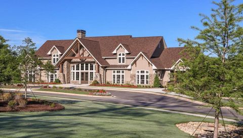 3305 Stock Saddle Pl