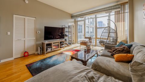 901 W Madison Street