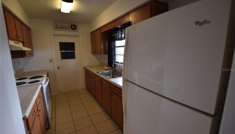 2762 CLEAR COVE LANE