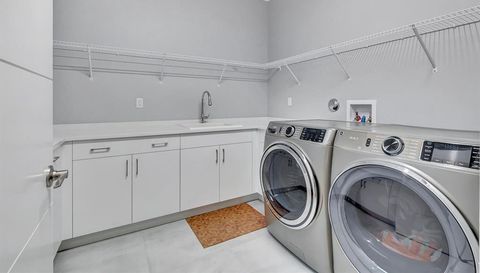 8299 Fishhawk Falls Court