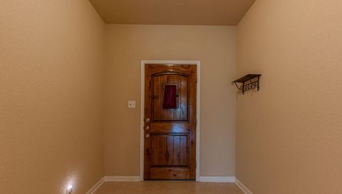 6906 Cedar Breeze