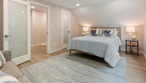 1725 White Cloud Drive N