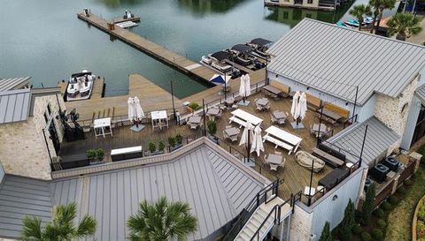 704 Horseshoe Bay BLVD