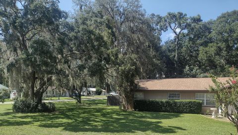 2301 NE 32nd Pl