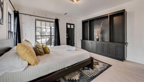 2707 Burlington Blvd