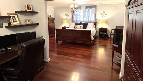 5911 N Shenandoah Rd