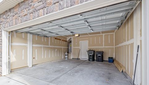 4364 Park South Station Blvd