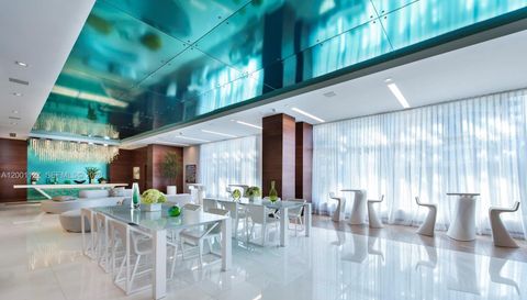 300 Sunny Isles Blvd