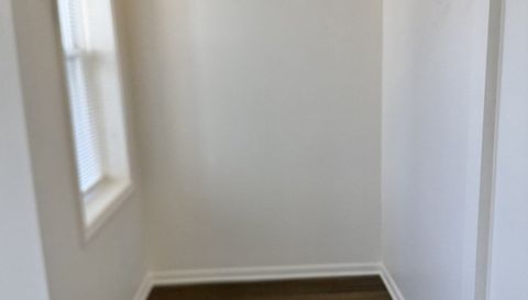 1748 N Austin Avenue