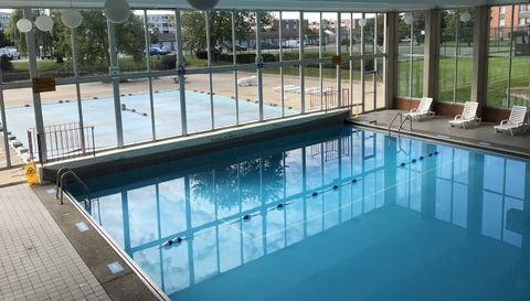 18 E Old Willow Road