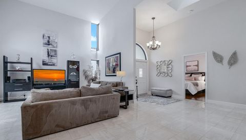 23264 Mirabella Cir
