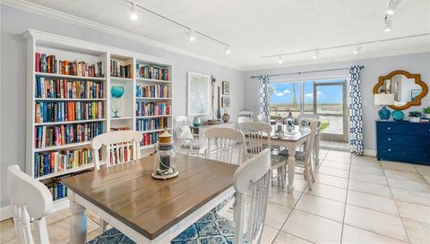 1150 Tarpon Center