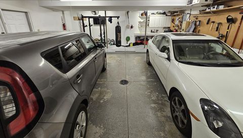 11815 N Lake Side Dr