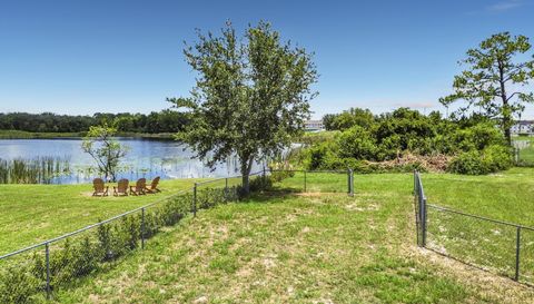 210 Robbins Rest Cir