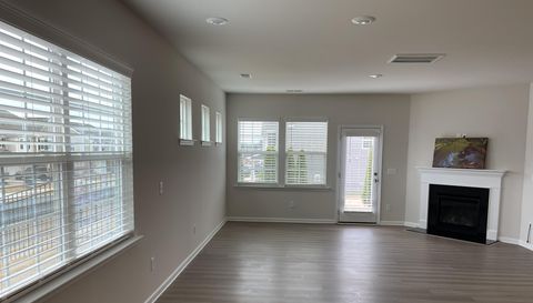 119 Port Bow Dr