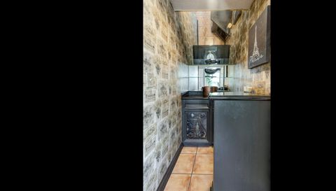 8427 Pheasant Glen Dr