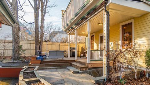 30-32 Mill Hill Rd