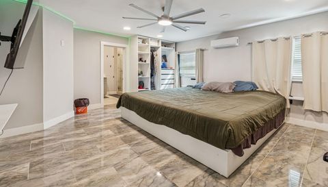 1102 E River Cove St