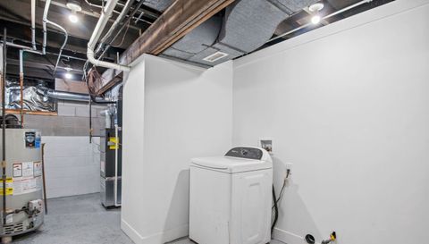 304 S Prairie Street