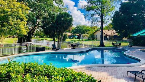 3094 Oakland Forest Dr