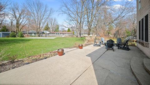 4299 Orchard Creek Dr SE