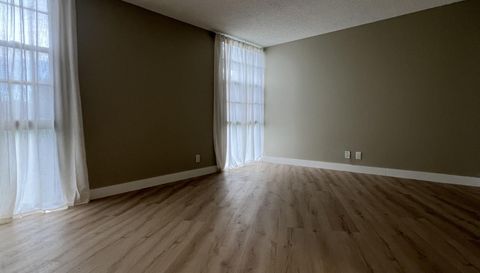 20500 W Country Club Dr APT 308 Aventura