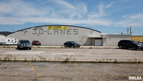 3812 N HARRISON Street