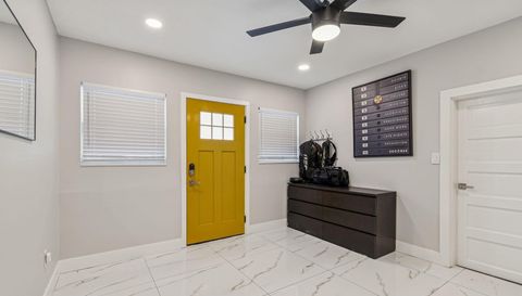 1102 E River Cove St