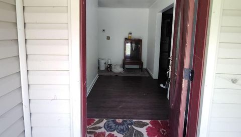120 Barker Dr