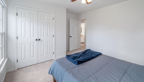 12328 Sandringham Pl