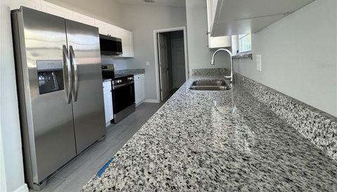 4 MALAUKA LANE DRIVE