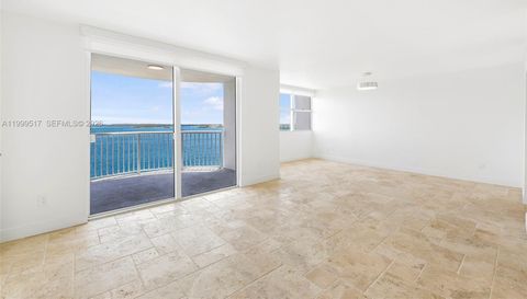 1420 Brickell Bay Dr