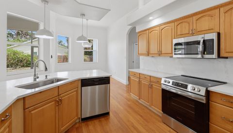 5143 Pompano Rd