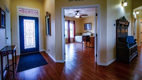 1063 Sanctuary Ln
