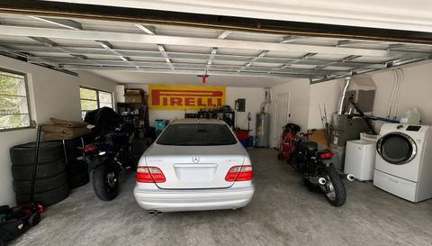 1000 NW 39th Dr