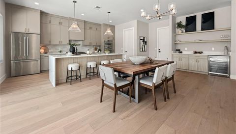 1326 W NEW HAMPSHIRE STREET