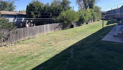 2613 HAWTHORNE Drive