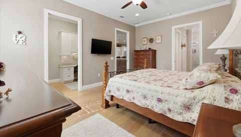 708 TEABERRY TRAIL