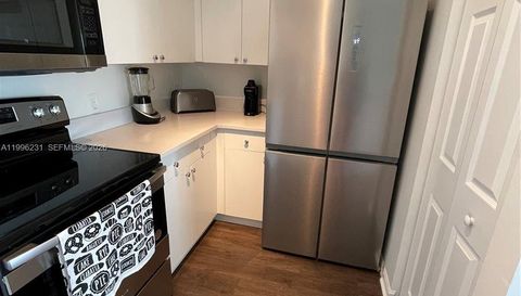 11720 Saint Andrews Pl