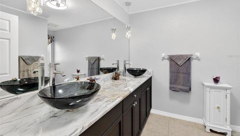 15144 HENNIPEN CIRCLE