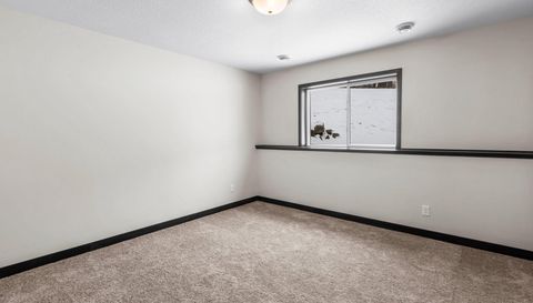 7440 Glengarry Place